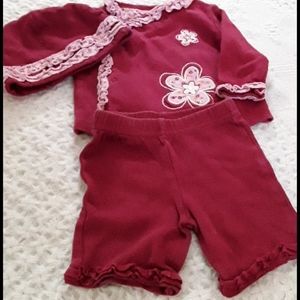 Newborn outfit